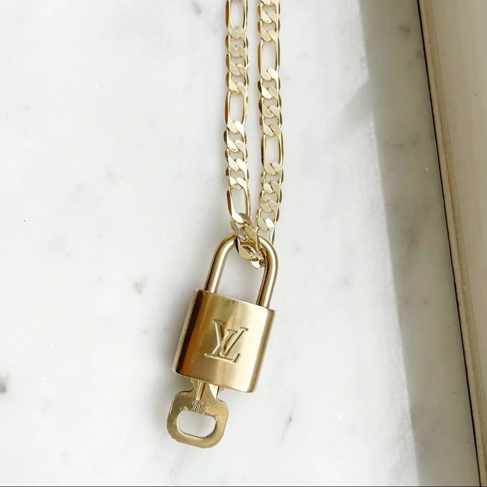 Louis Vuitton 14k Padlock & Key Necklace Set - Picture 6 of 8